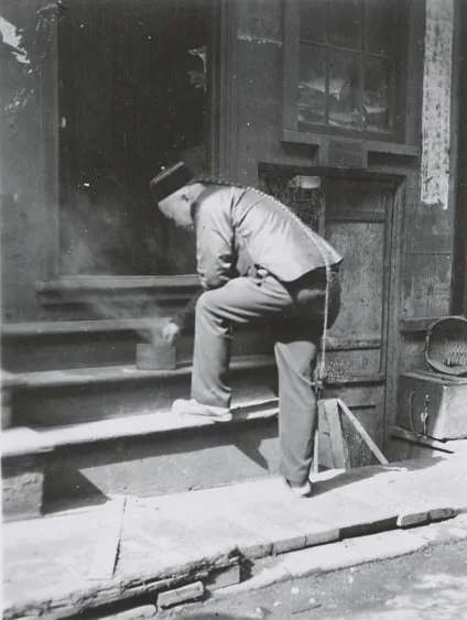 [elderly man with queue]: From San Francisco Chinatown (ante-1910): SF Chinatown (ante-1910): People on the Streets, an archival visual related to Why Do We Queue.