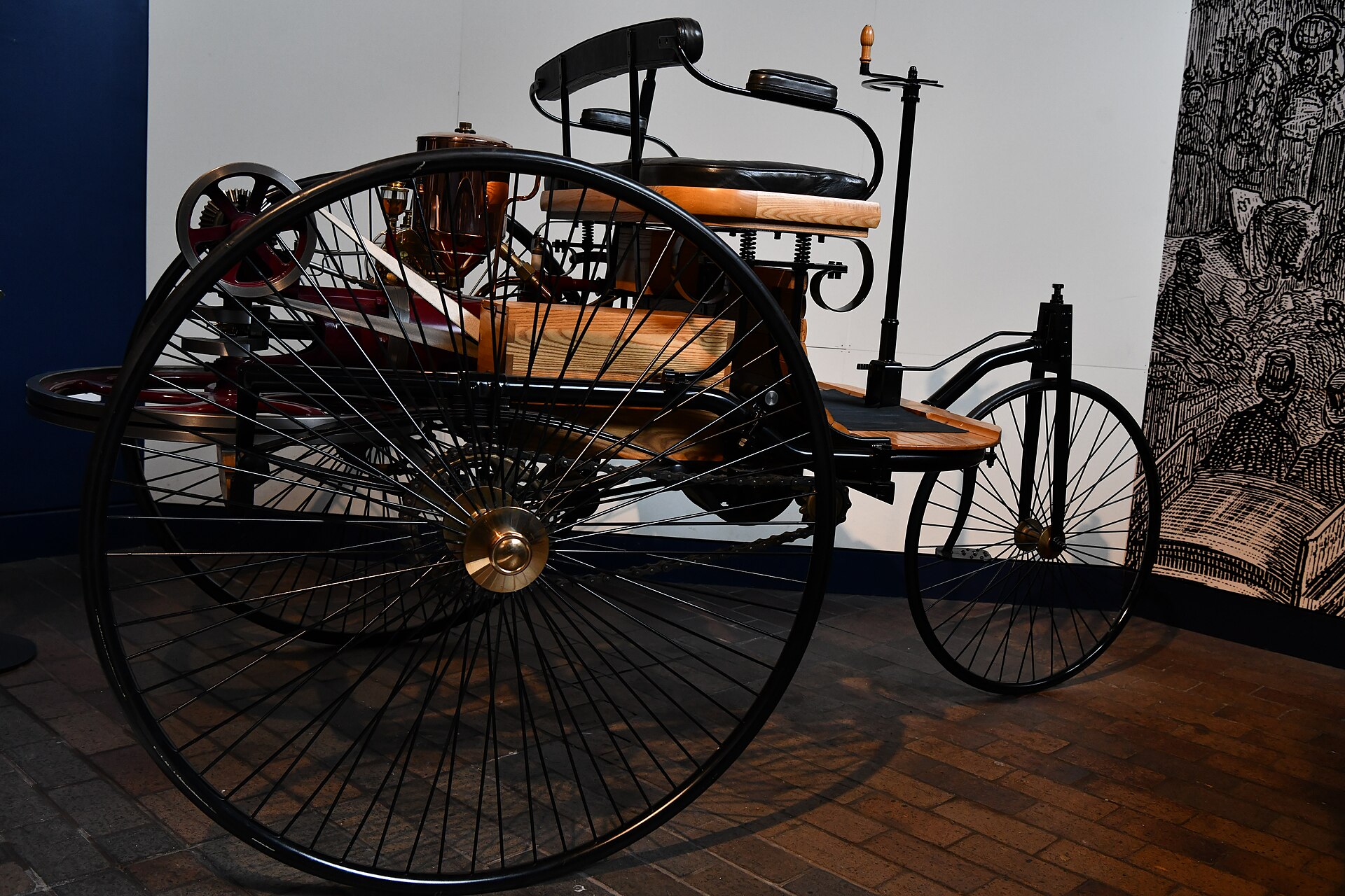 Documentary view of The internal-combustion engine.