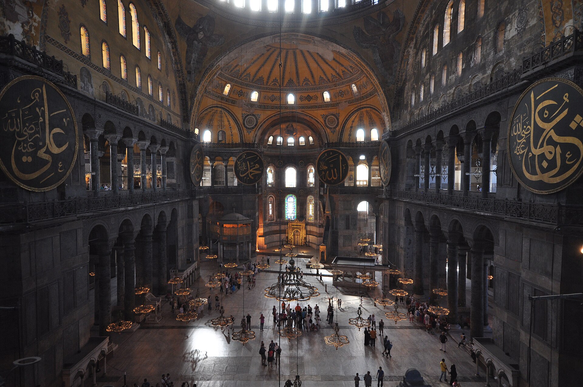 Central nave and great dome of Hagia Sophia.