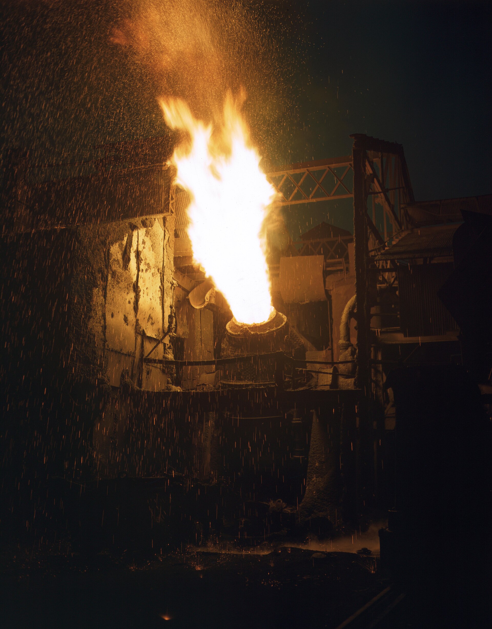 Documentary view of The Bessemer process.