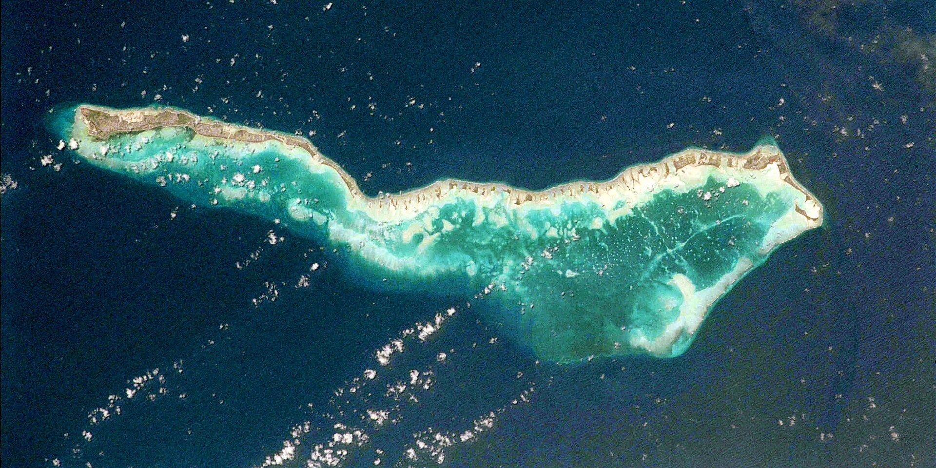 Documentary view of Kiribati atolls.