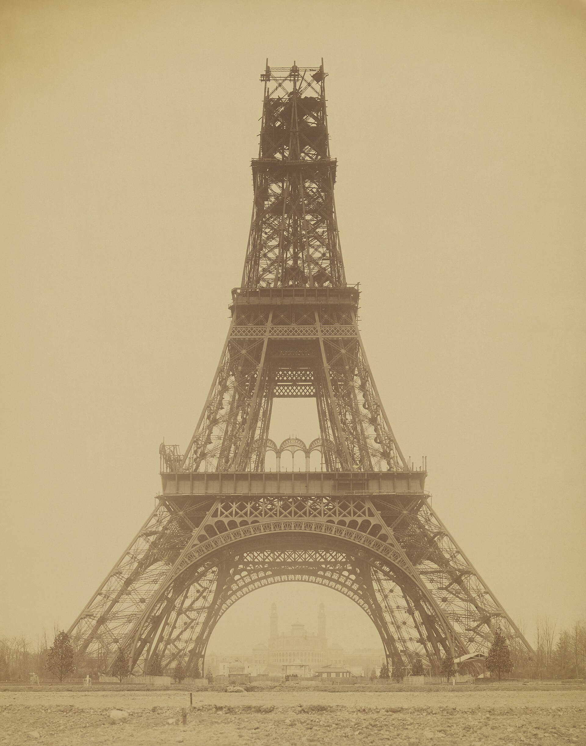 Historic photograph of the Eiffel Tower under construction in 1888.