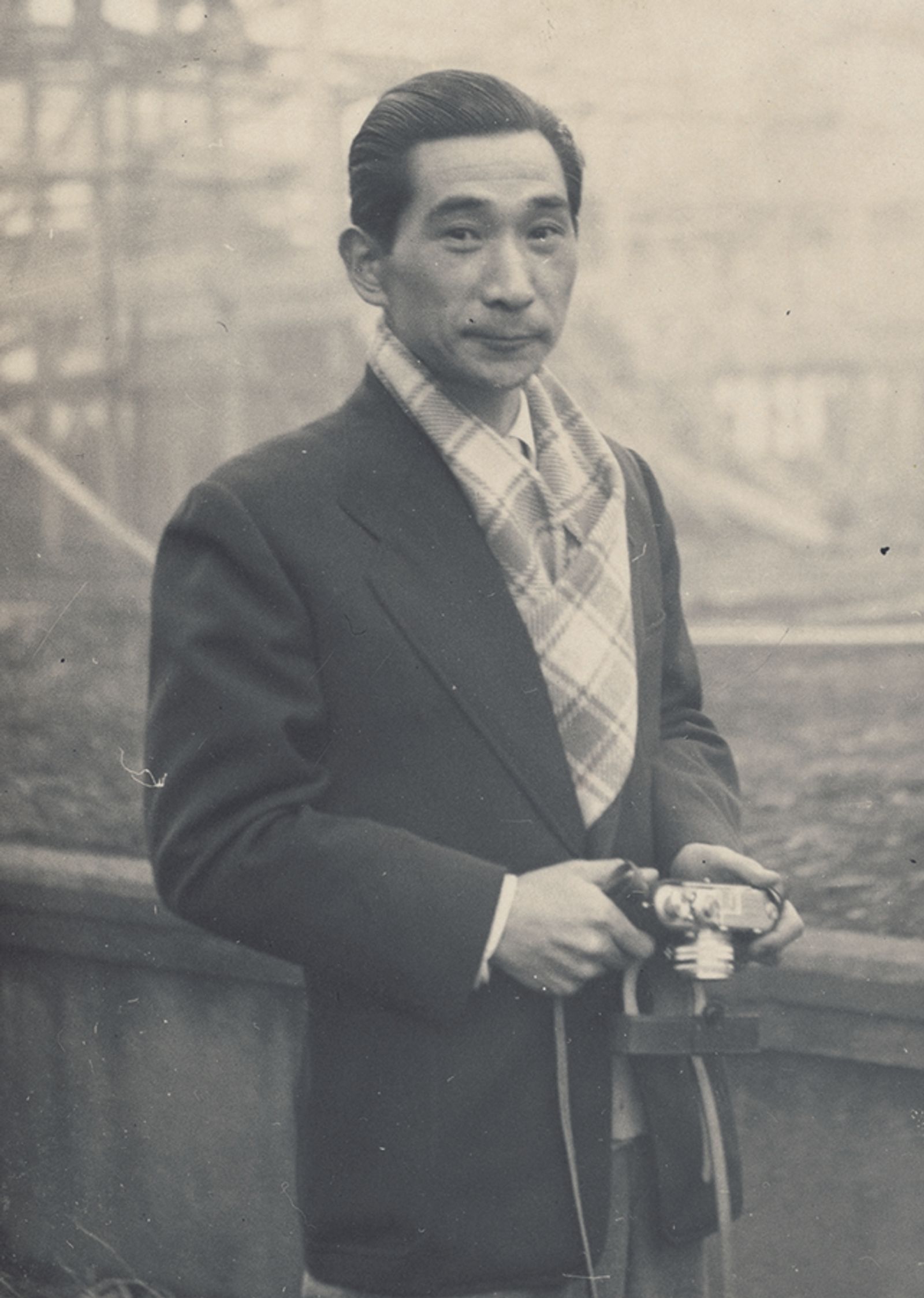 Kenzō Tange visiting the construction site of his personal residence in Seijo, Tokyo.