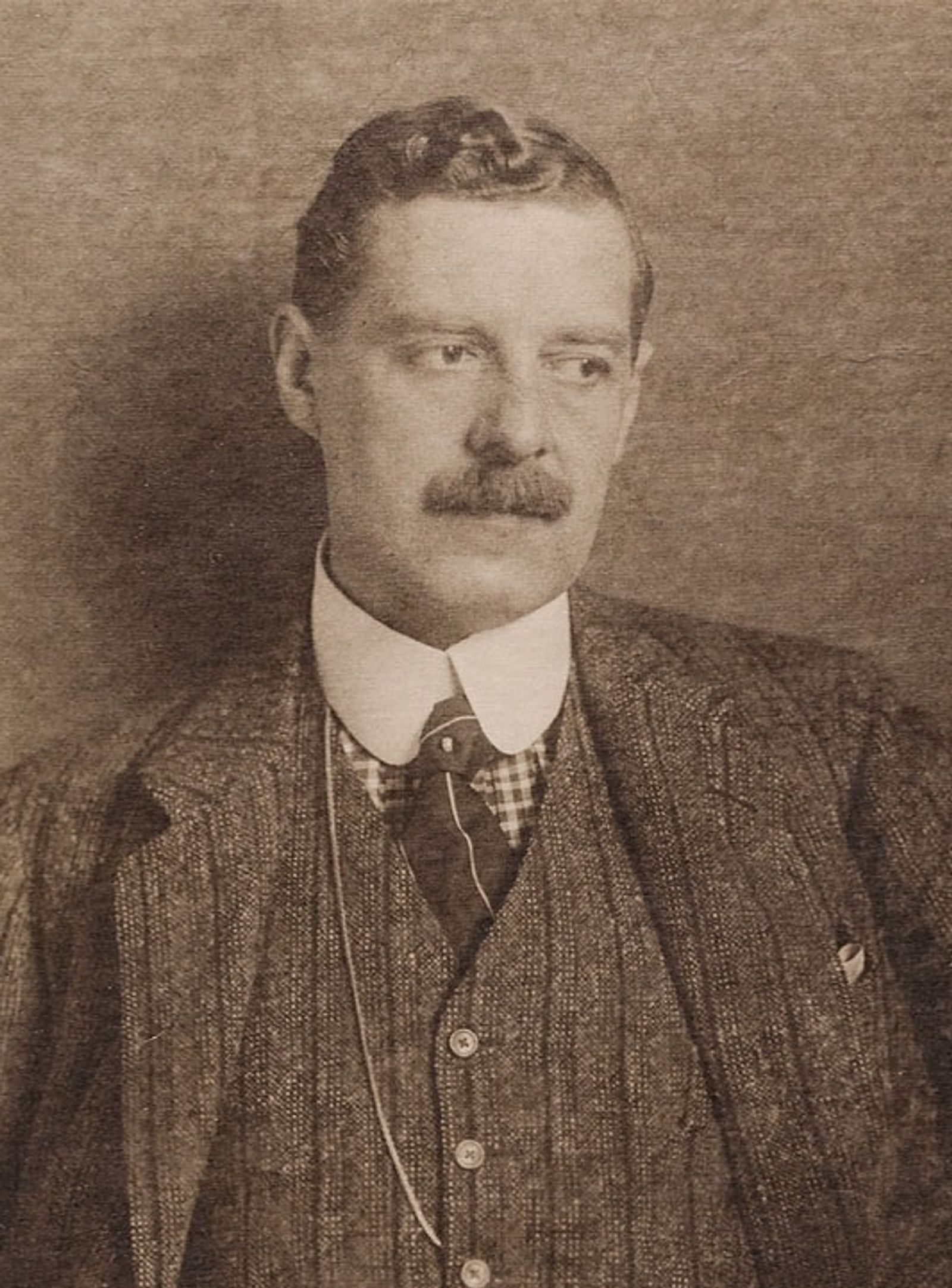Portrait of peter behrens