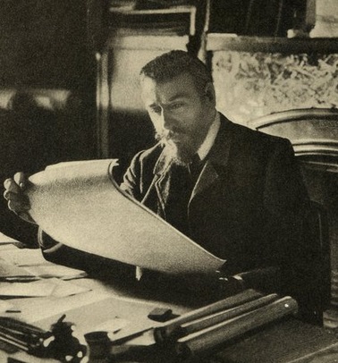 Portrait of Victor Horta c. 1900 in "La Belgique d'aujourd'hui" (The Belgium of today). Scanned by Henrotte Damien on January 13 2007